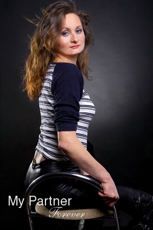 Datingsite to Meet Gorgeous Ukrainian Lady Irina from Zaporozhye, Ukraine