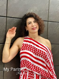 Dating Site to Meet Charming Ukrainian Girl Lilya from Vinnitsa, Ukraine