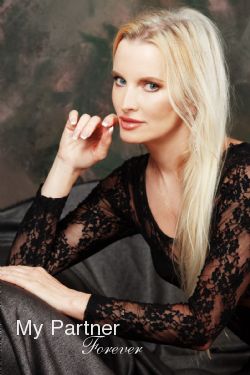 Dating with Sexy Belarusian Lady Yana from Grodno, Belarus