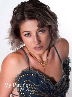 Datingsite to Meet Stunning Belarusian Woman Nataliya from Mozyr, Belarus