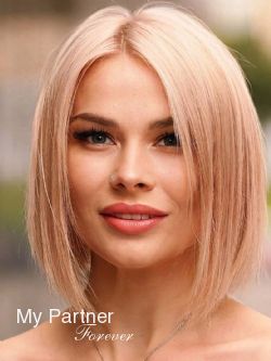 International Dating Service to Meet Yuliya from Kiev, Ukraine