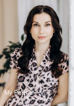 Meet Ukrainian Woman Anna from Kiev, Ukraine