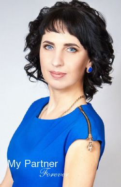 Online Dating with Gorgeous Belarusian Girl Larisa from Grodno, Belarus