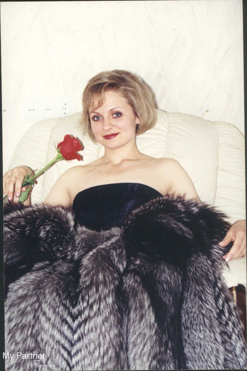 Datingsite to Meet Stunning Ukrainian Woman Lyudmila from Cherkasy, Ukraine