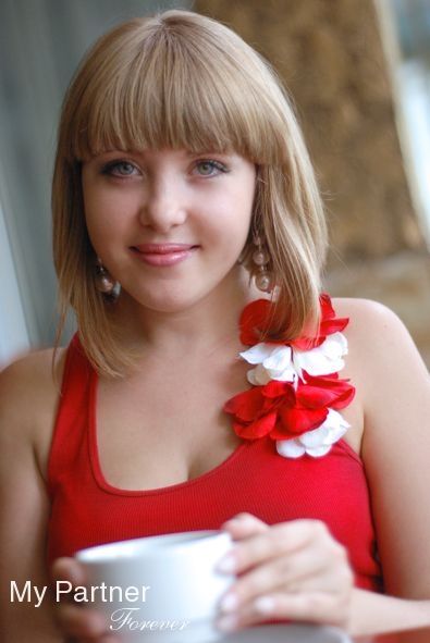 Datingsite to Meet Stunning Ukrainian Woman Nataliya from Melitopol, Ukraine