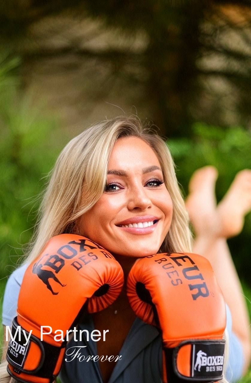 Beautiful Girl from Ukraine - Elena from Odessa, Ukraine