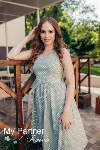 Dating Service to Meet Charming Ukrainian Girl Tatiyana from Zaporozhye, Ukraine