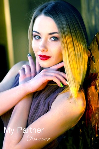 Dating Service to Meet Pretty Ukrainian Girl Olga from Sumy, Ukraine