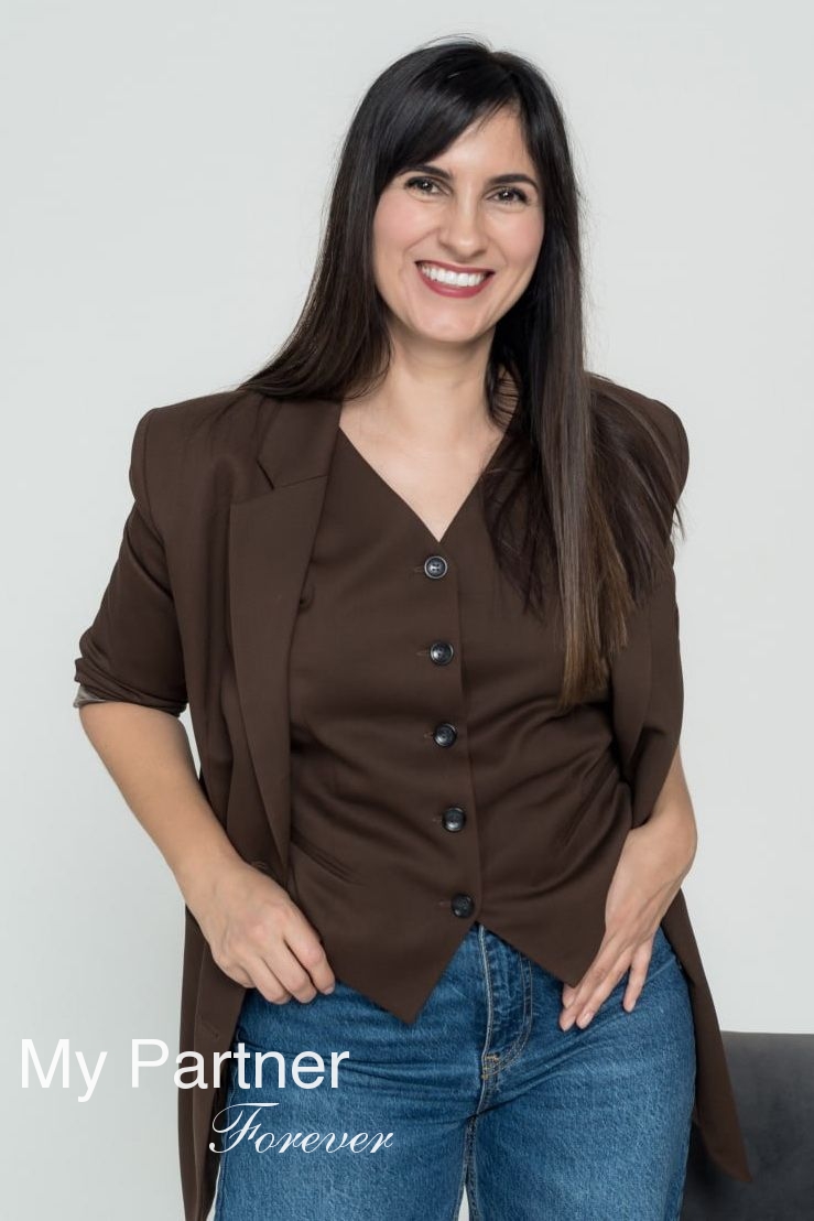 Dating Site to Meet Charming Belarusian Lady Rigina from Minsk, Belarus