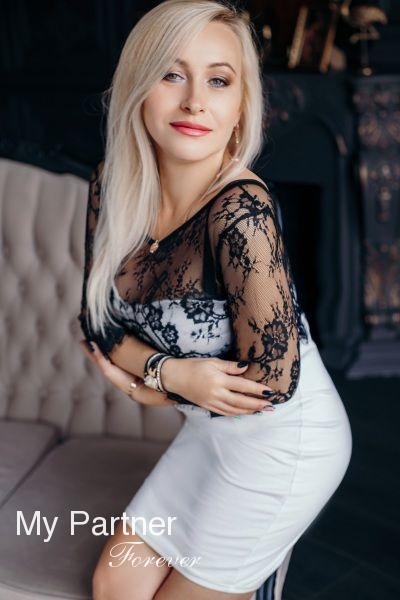 Dating Site to Meet Gorgeous Ukrainian Girl Oksana from Zaporozhye, Ukraine