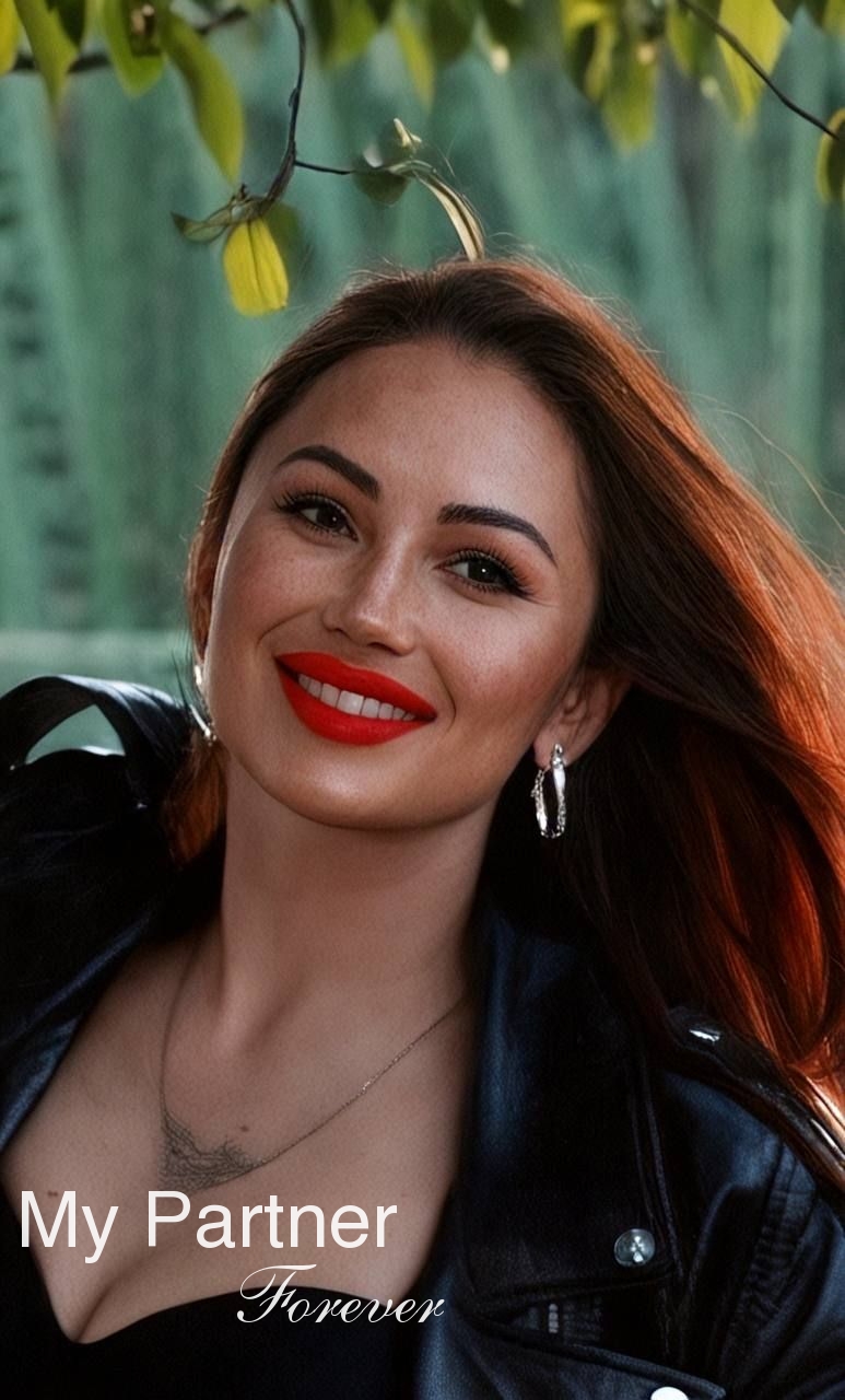 Dating Site to Meet Gorgeous Ukrainian Lady Yuliya from Odessa, Ukraine