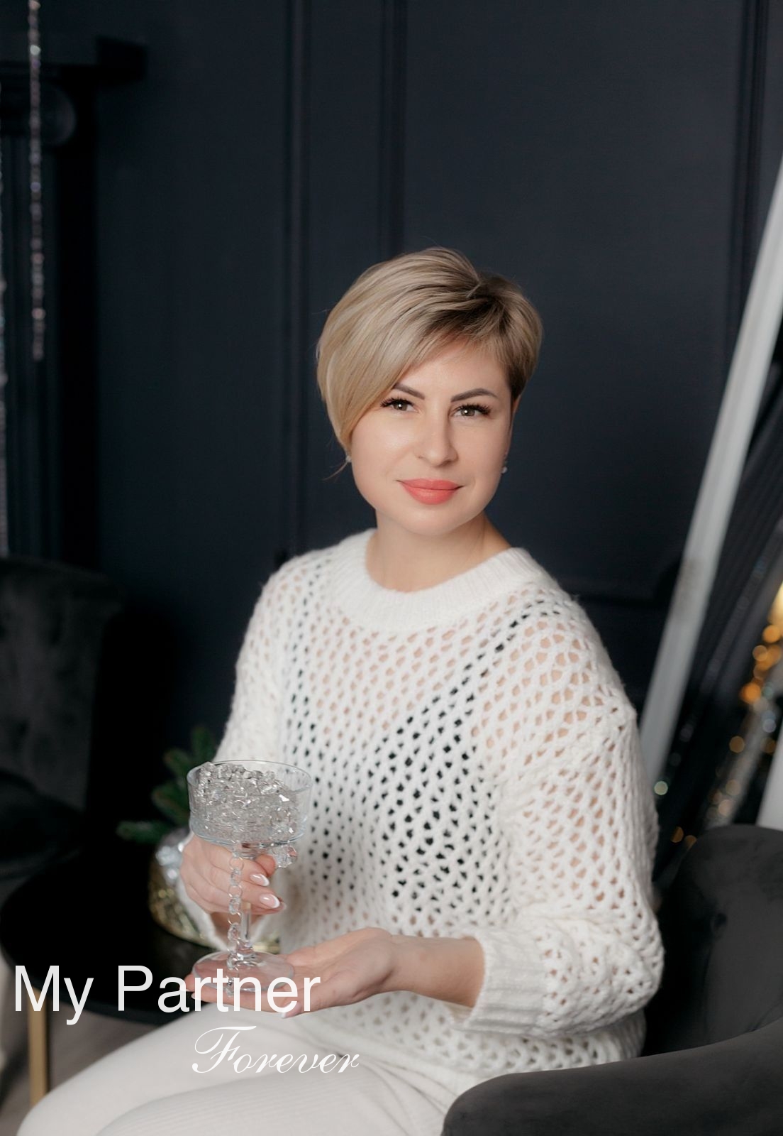 Dating Site to Meet Pretty Ukrainian Lady Ilona from Ivano-Frankovsk, Ukraine