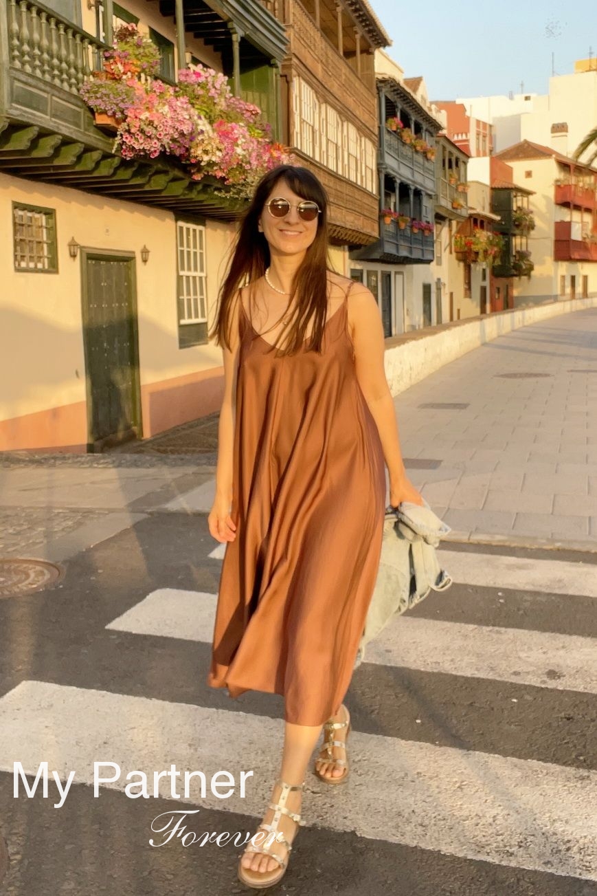 Dating Site to Meet Sexy Belarusian Lady Rigina from Minsk, Belarus