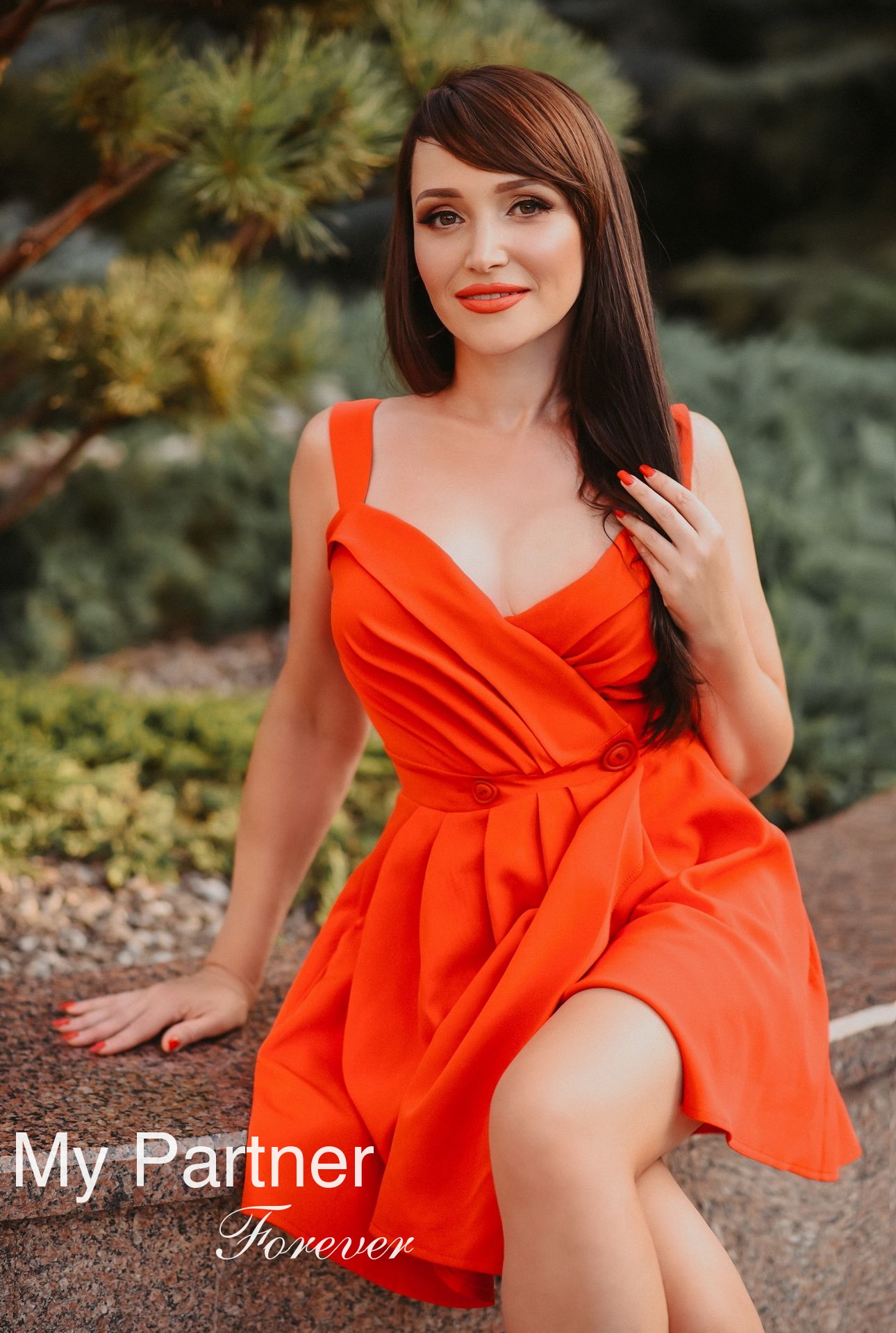 Dating Site to Meet Stunning Ukrainian Woman Irina from Poltava, Ukraine