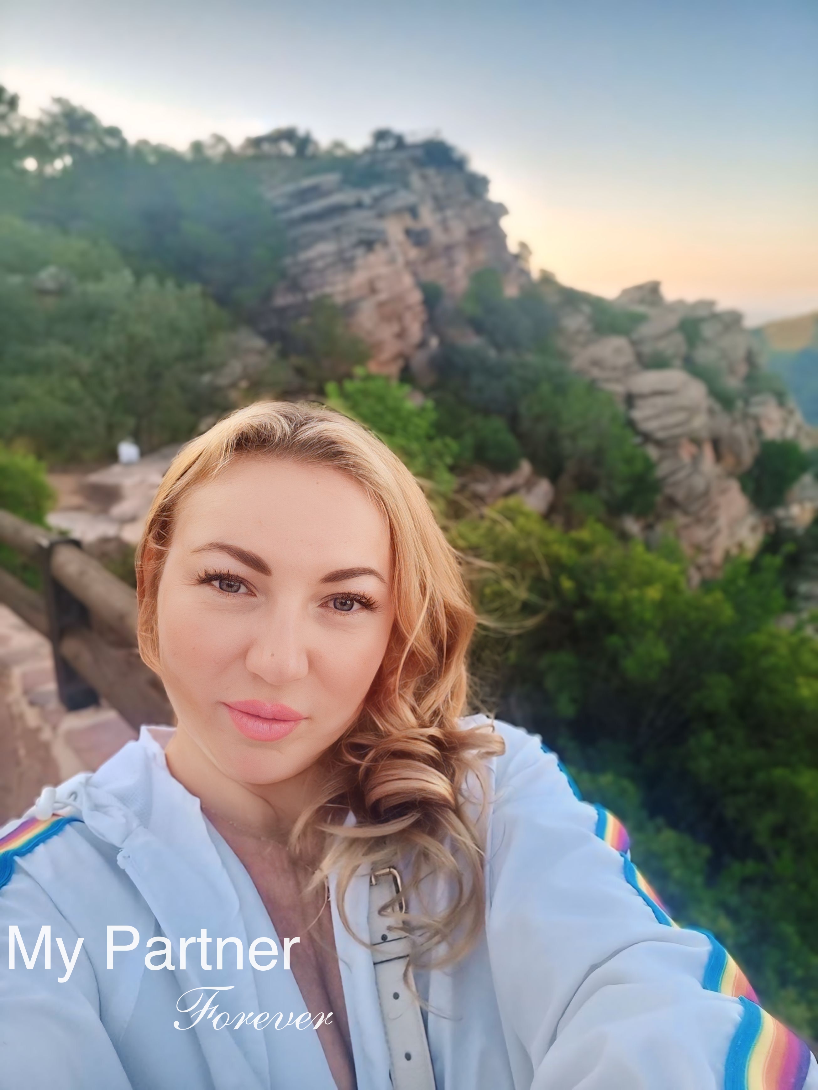 Dating with Sexy Ukrainian Girl Irina from Kharkov, Ukraine