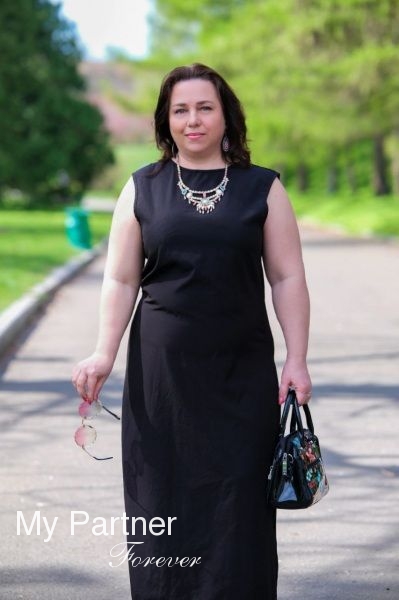 Dating with Ukrainian Lady Irina from Kiev, Ukraine