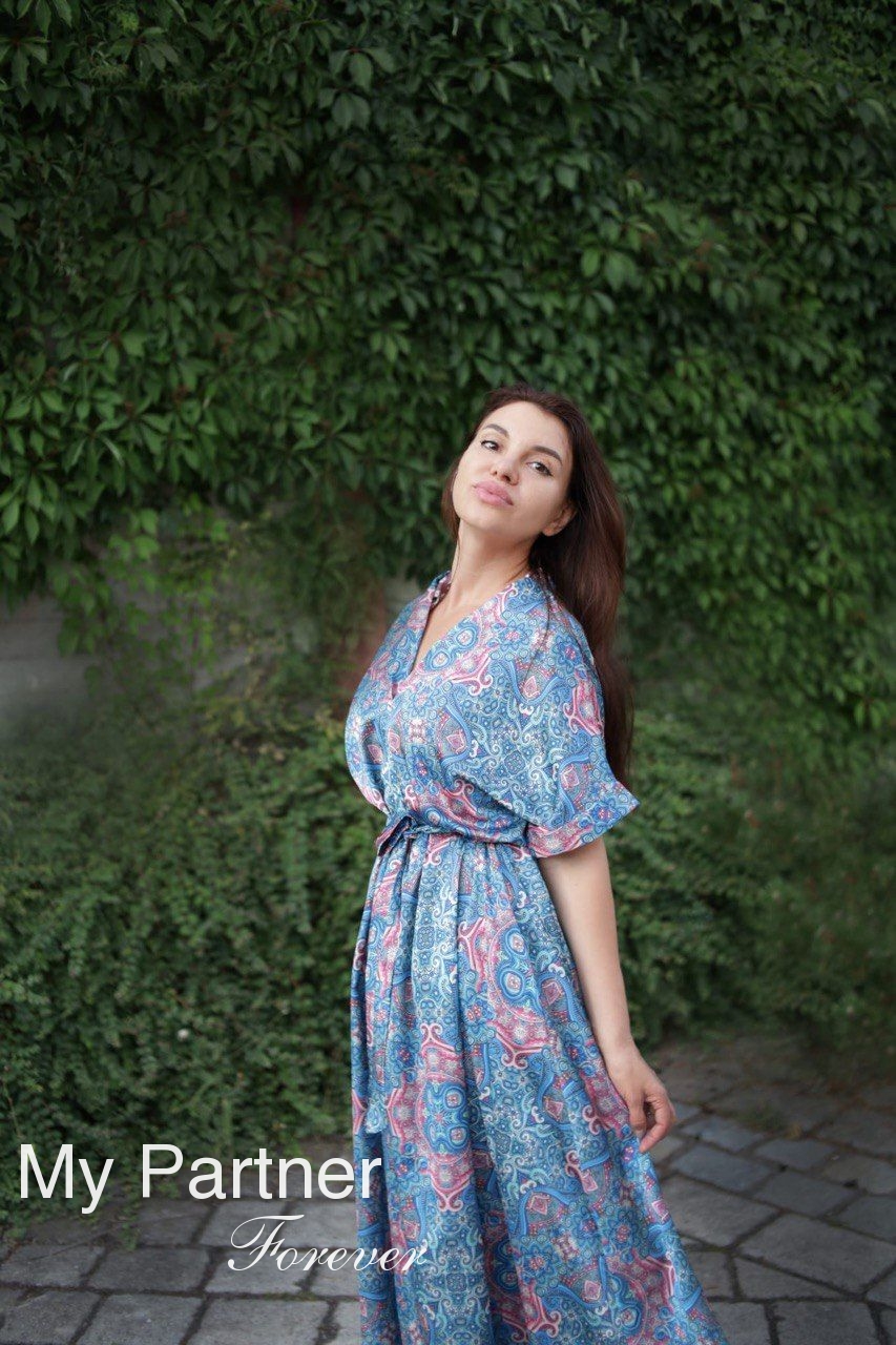 Datingsite to Meet Beautiful Ukrainian Woman Tatiyana from Donetsk, Ukraine