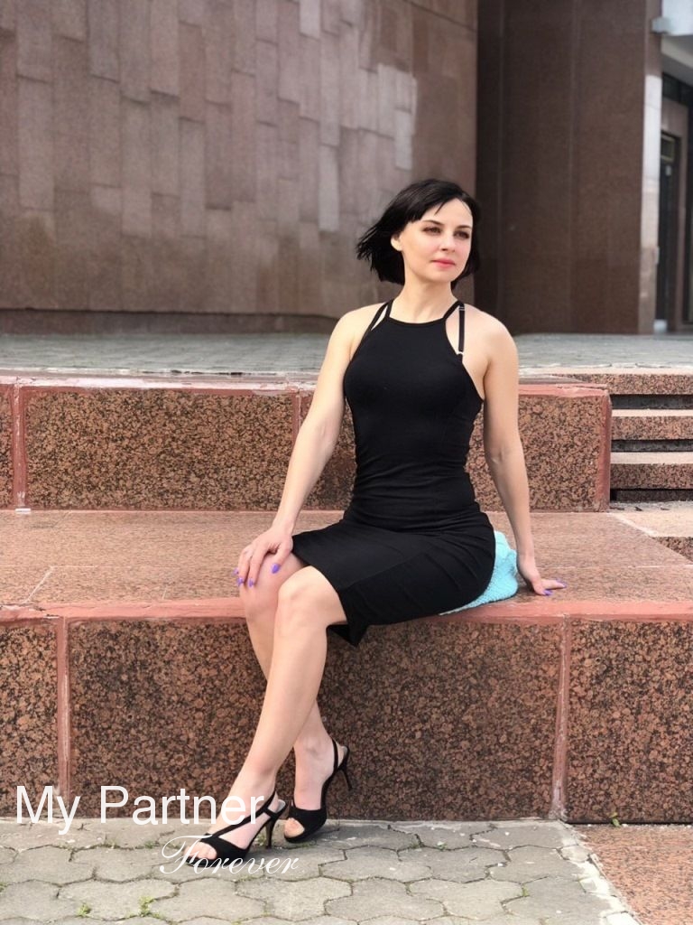 Datingsite to Meet Beautiful Ukrainian Woman Valentina from Vinnitsa, Ukraine