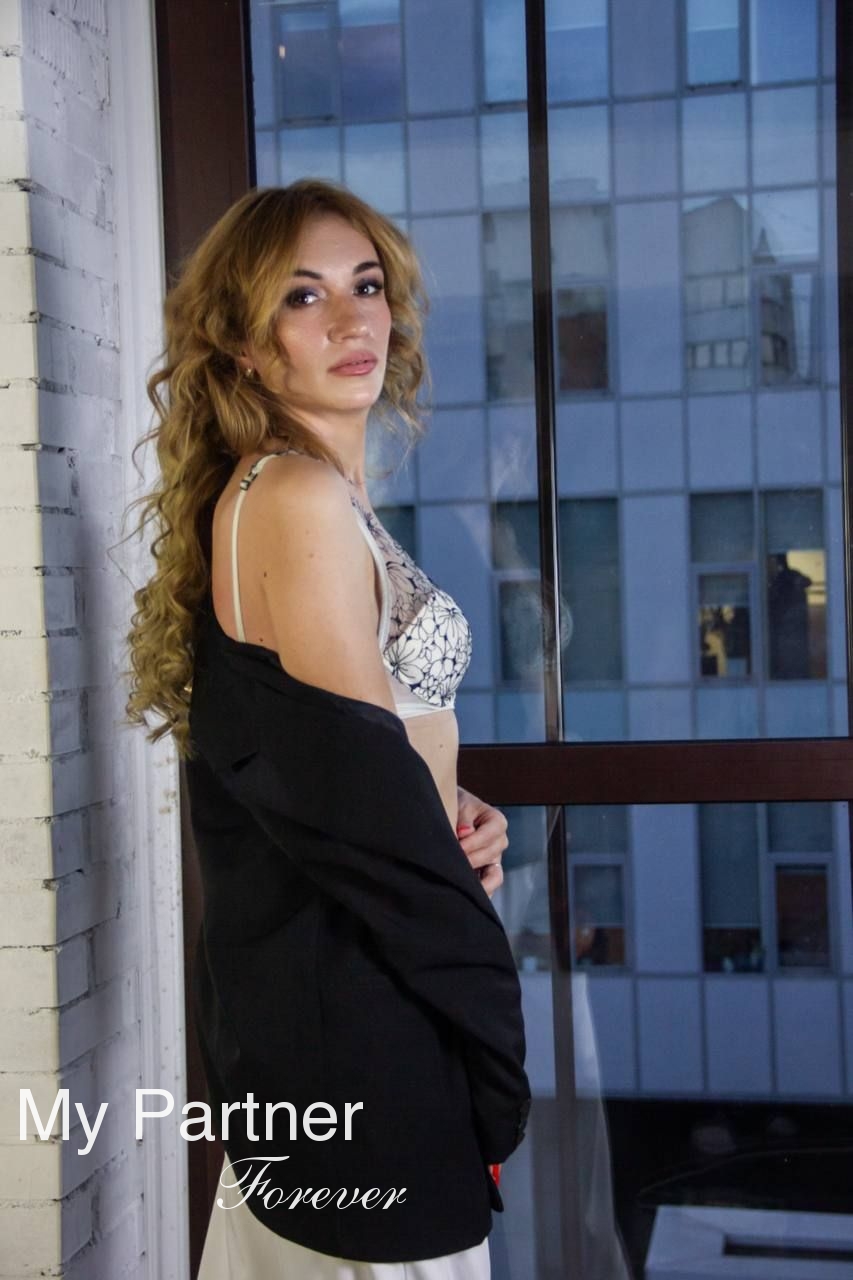 Datingsite to Meet Charming Ukrainian Woman Taisiya from Vinnitsa, Ukraine