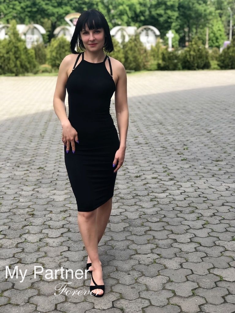 Datingsite to Meet Charming Ukrainian Woman Valentina from Vinnitsa, Ukraine
