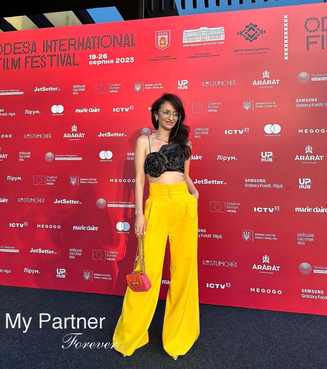 Datingsite to Meet Pretty Ukrainian Girl Nataliya from Kiev, Ukraine