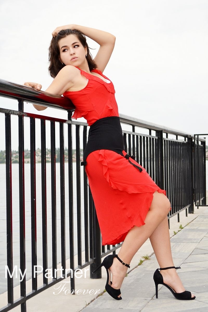 Datingsite to Meet Pretty Ukrainian Lady Elizaveta from Nikolaev, Ukraine