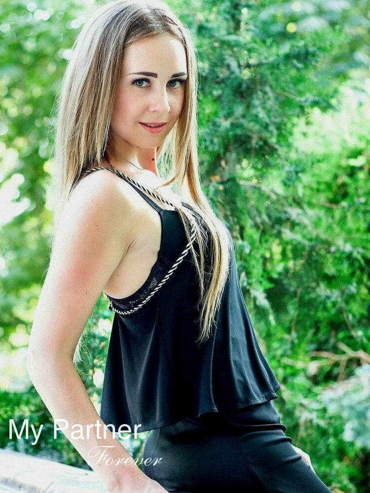 Datingsite to Meet Pretty Ukrainian Woman Inna from Melitopol, Ukraine