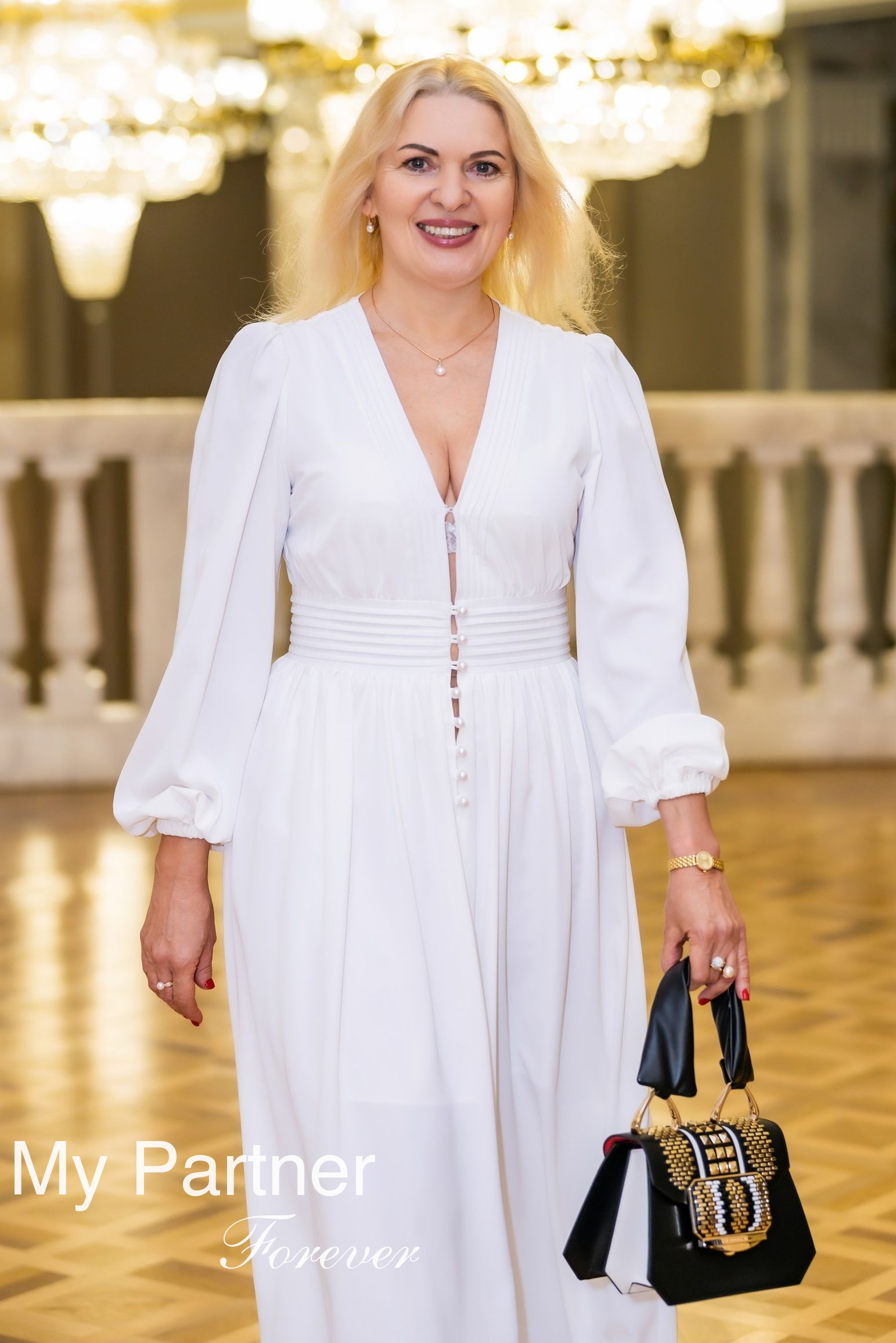 Datingsite to Meet Sexy Belarusian Lady Liudmila from Minsk, Belarus