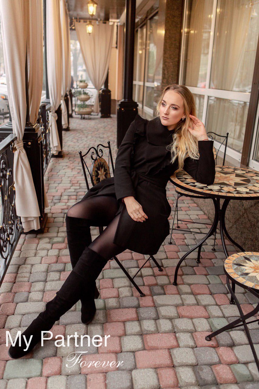 Datingsite to Meet Sexy Ukrainian Lady Ekaterina from Poltava, Ukraine
