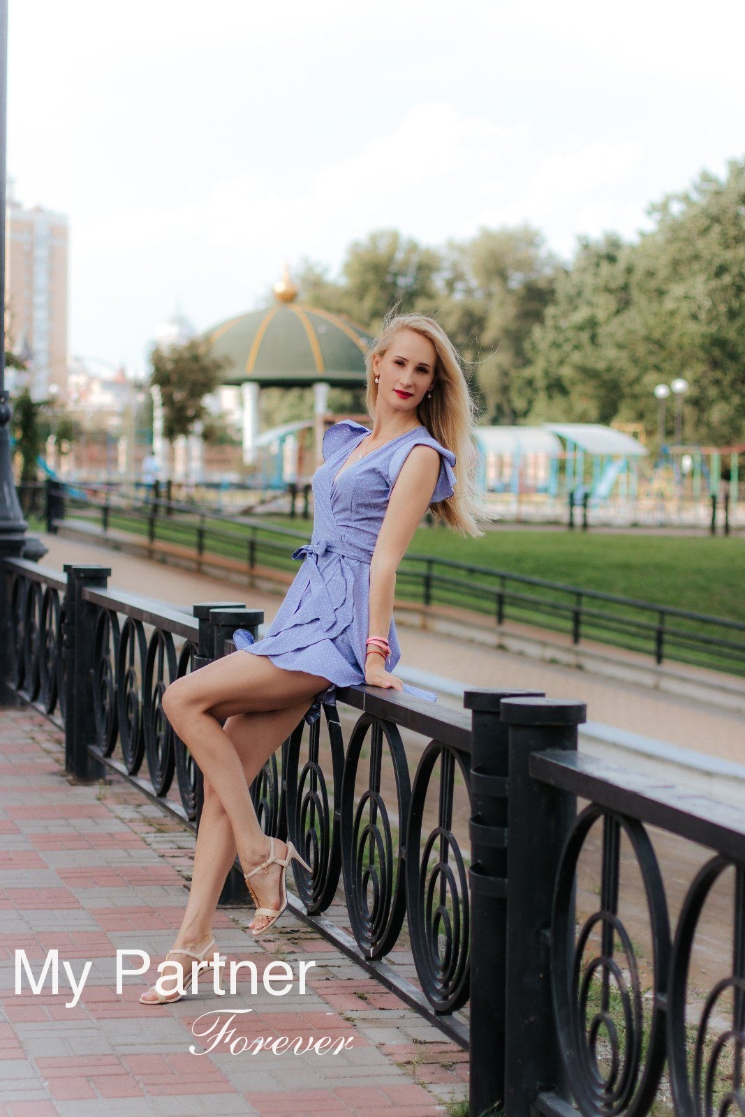 Datingsite to Meet Single Ukrainian Girl Lyubov from Kherson, Ukraine