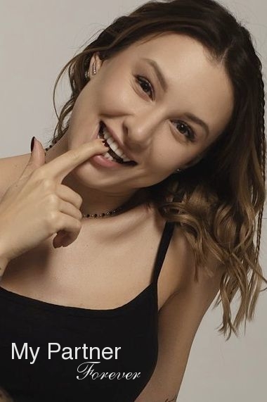 Datingsite to Meet Stunning Belarusian Lady Kseniya from Grodno, Belarus