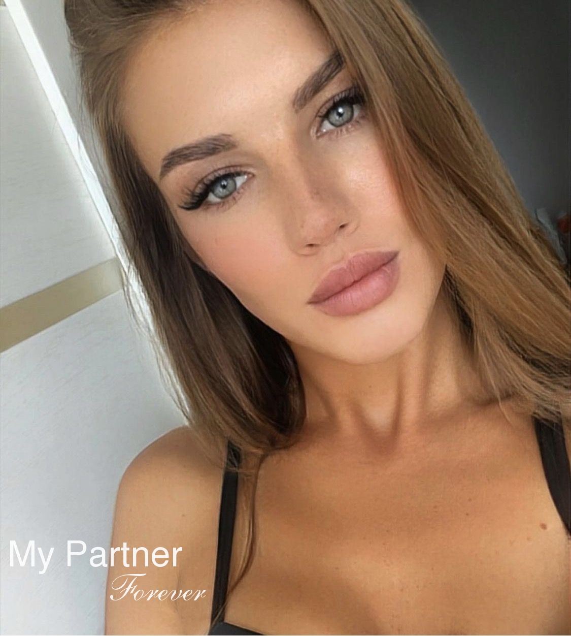 Datingsite to Meet Stunning Ukrainian Lady Darya from Kiev, Ukraine