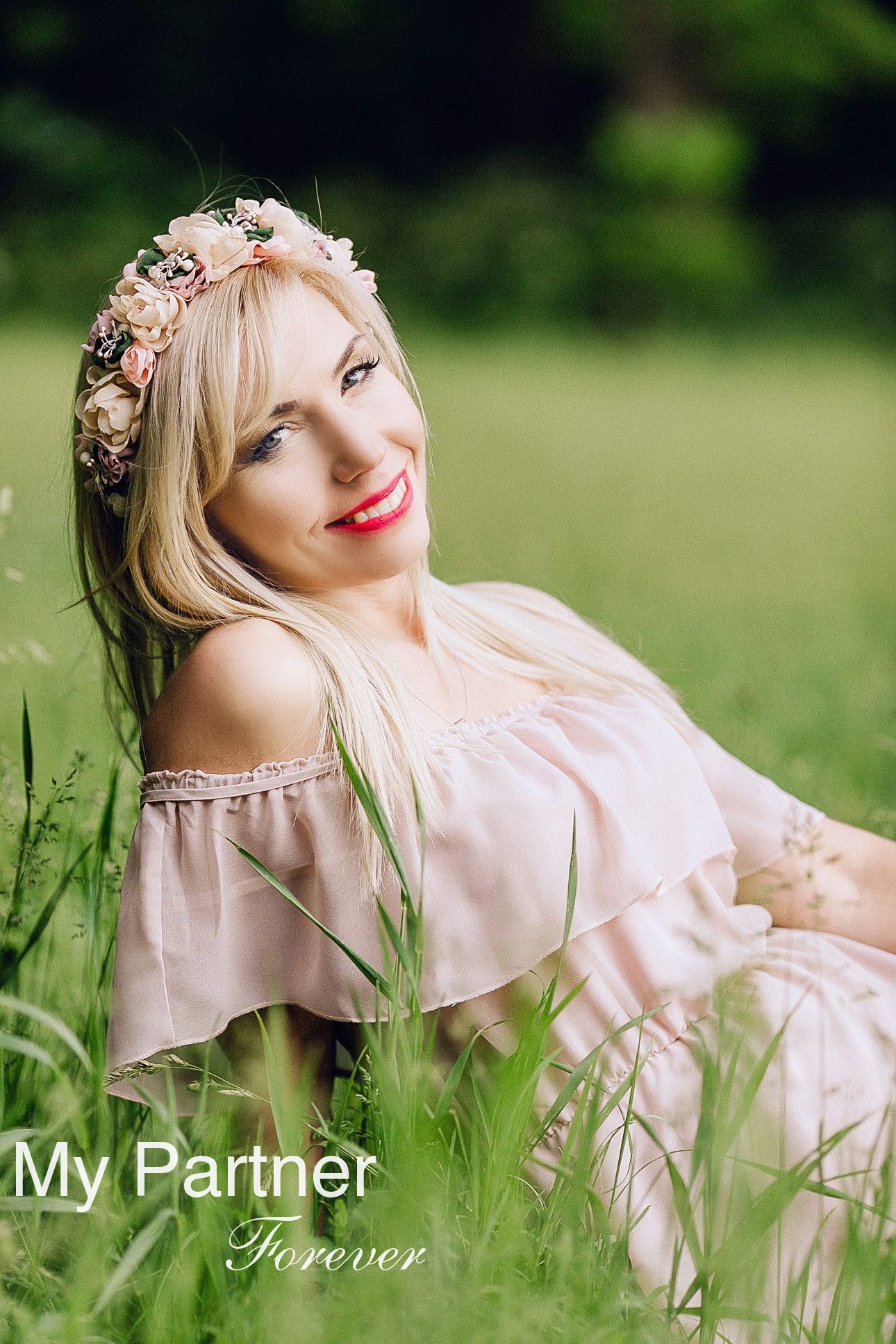 Datingsite to Meet Stunning Ukrainian Lady Elena from Poltava, Ukraine