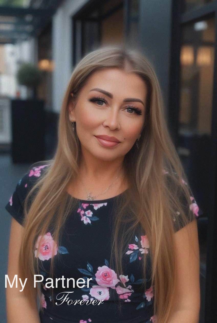 Datingsite to Meet Stunning Ukrainian Woman Anna from Kiev, Ukraine
