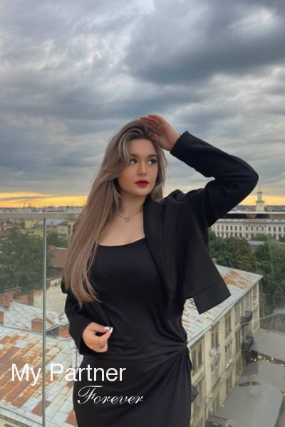 Meet Gorgeous Ukrainian Woman Sofiya from Ivano-Frankovsk, Ukraine