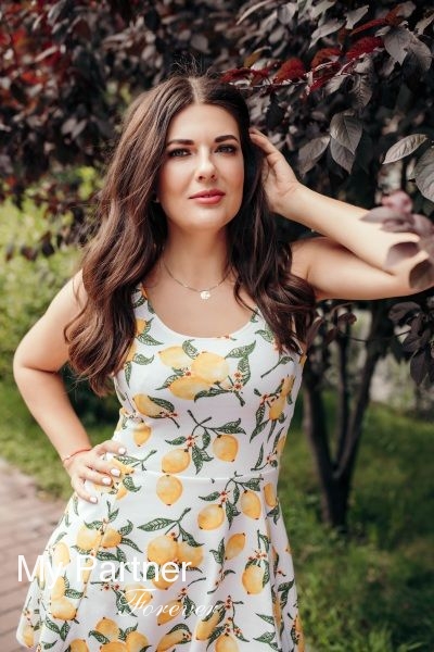 Meet Pretty Ukrainian Woman Viktoriya from Zaporozhye, Ukraine