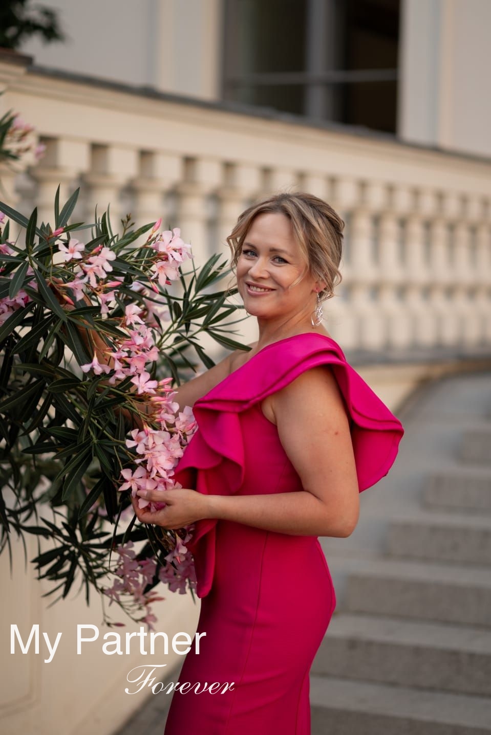 Online Dating with Gorgeous Ukrainian Woman Tatiyana from Zaporozhye, Ukraine