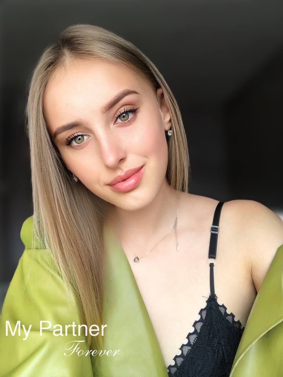 Online Dating with Sexy Ukrainian Girl Tatiyana from Zhytomir, Ukraine