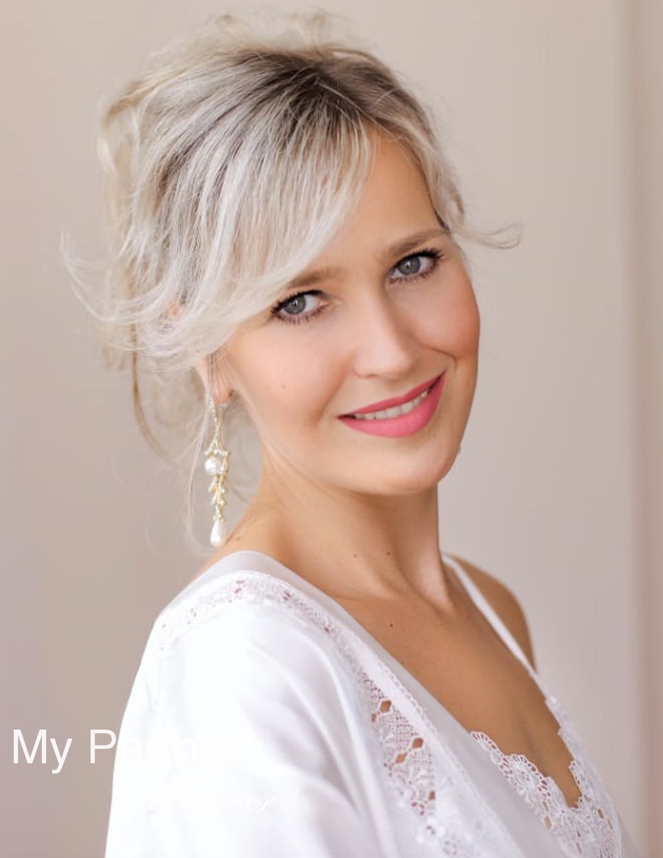 Online Dating with Stunning Ukrainian Girl Irina from Zaporozhye, Ukraine