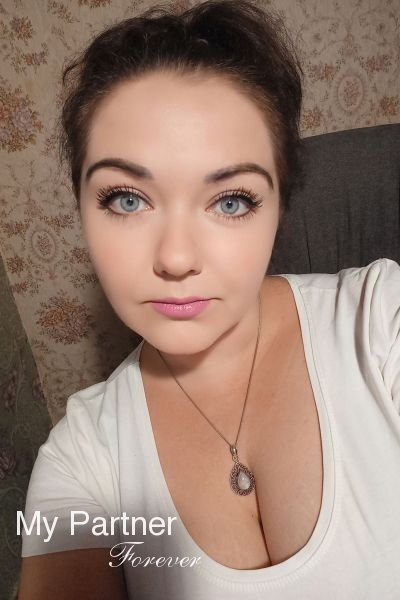 Pretty Ukrainian Bride Tatiyana from Kherson, Ukraine