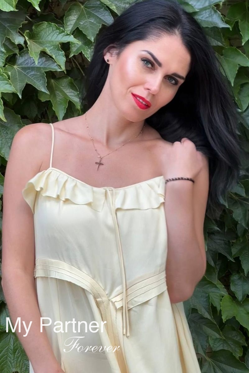 Sexy Ukrainian Girl Alla from Krivoj Rog, Ukraine