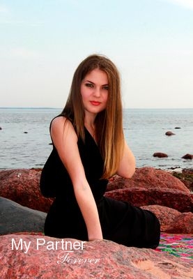 Single Russian Woman Inessa from St. Petersburg, Russia